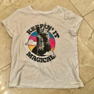 Girls short sleeve graphic tee in size large